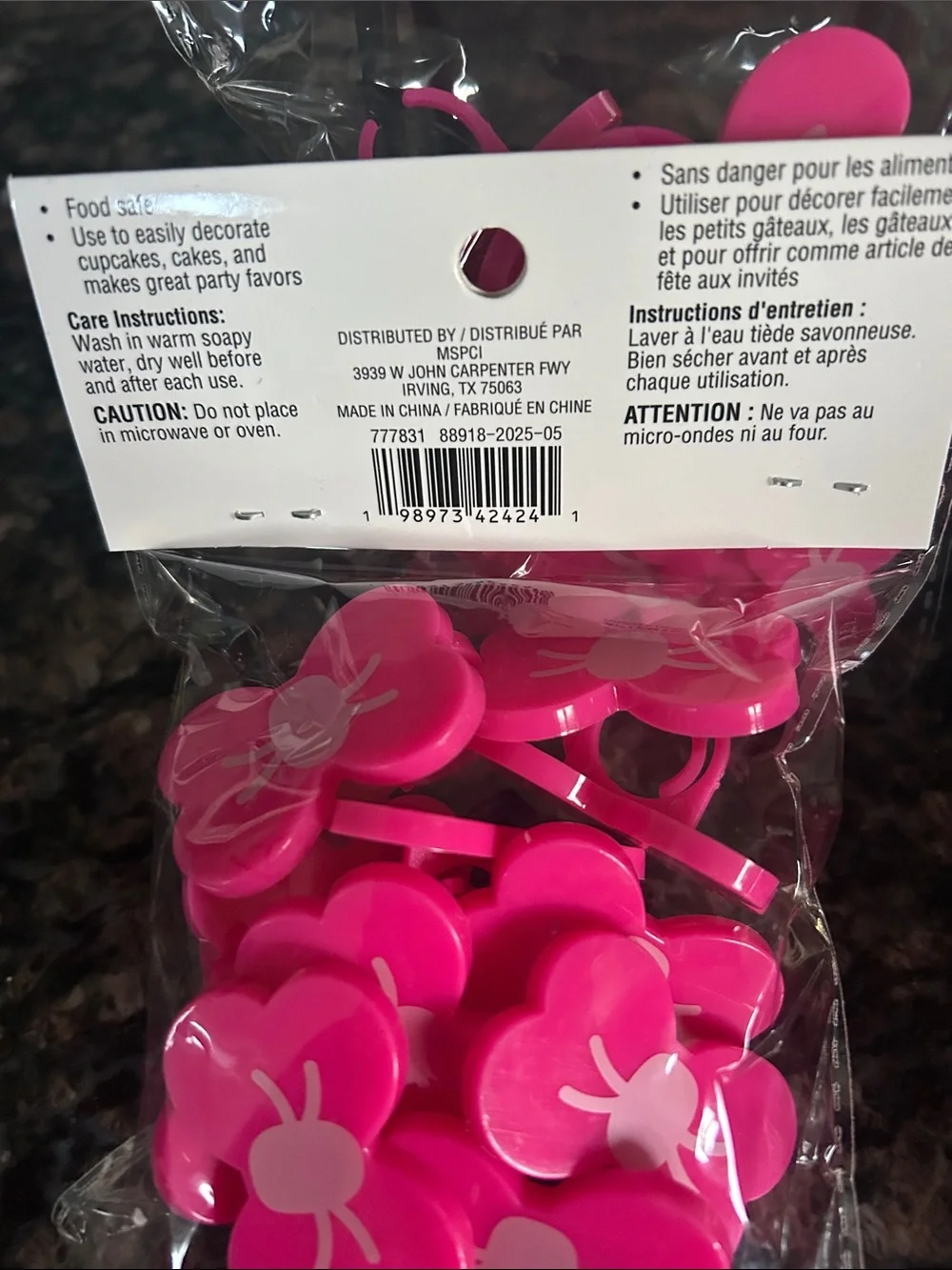 MAKERY HALLOWEEN CUPCAKE RINGS LOT OF 4 NWT